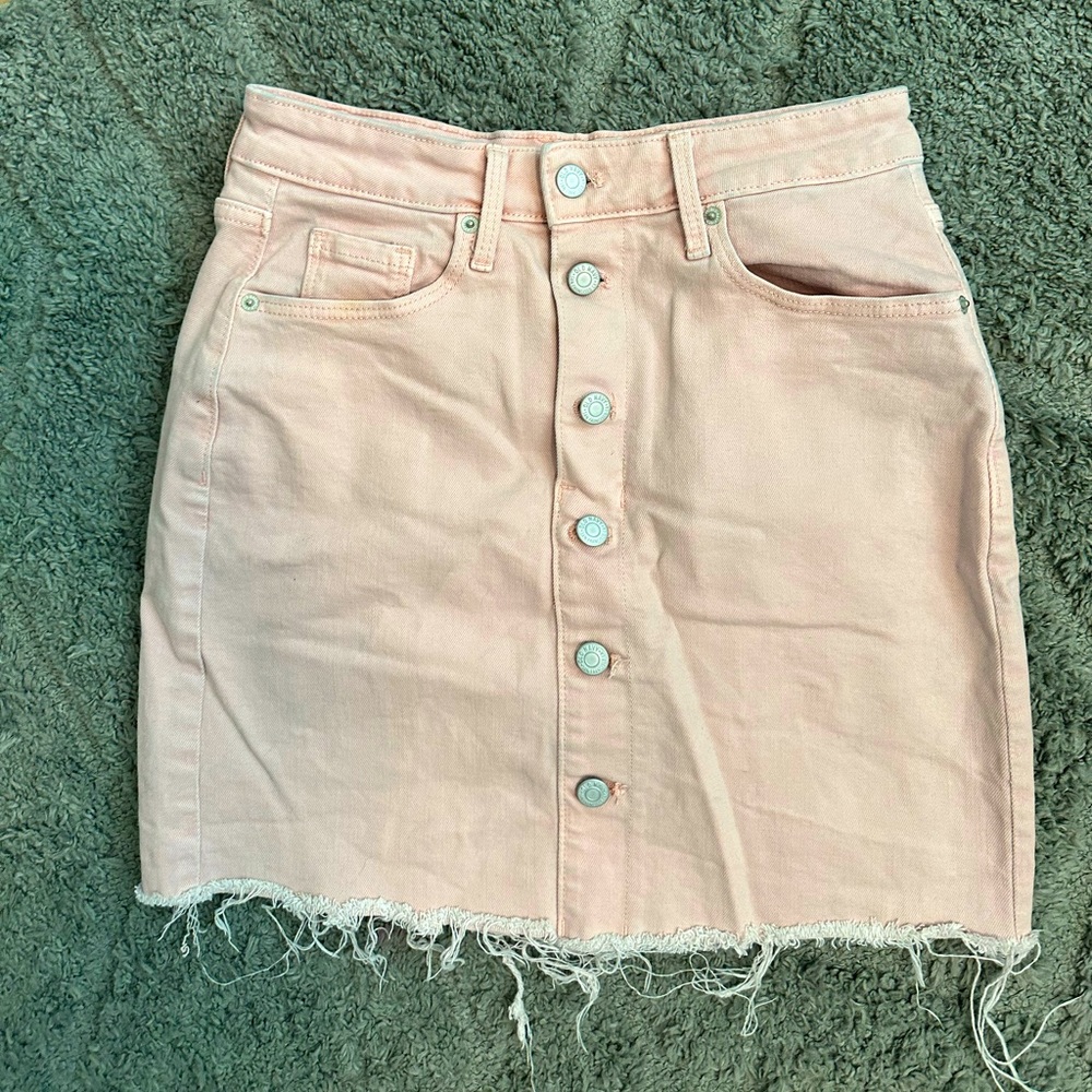 women’s pink jean skirt
